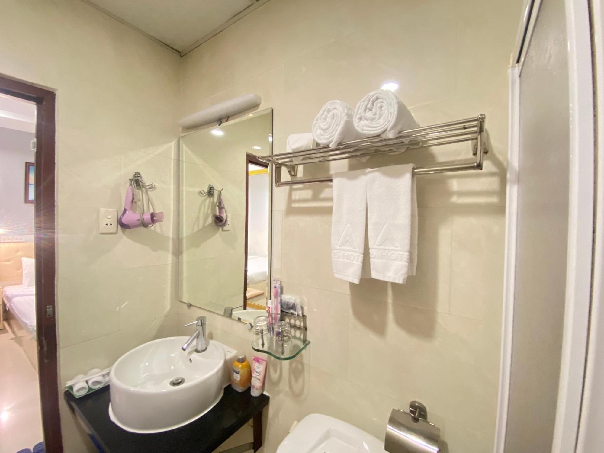 A25 Hotel - 13 Bùi Thị Xuân Thành Pho Ho Chí Minh Esterno foto