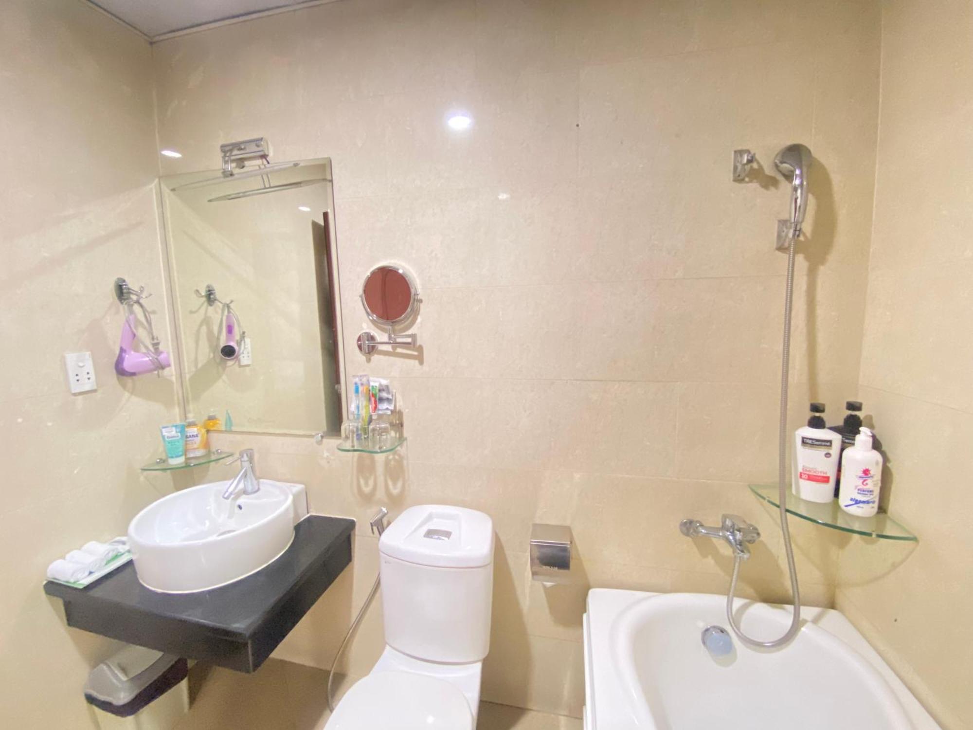 A25 Hotel - 13 Bùi Thị Xuân Thành Pho Ho Chí Minh Esterno foto